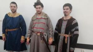 средновековно облекло