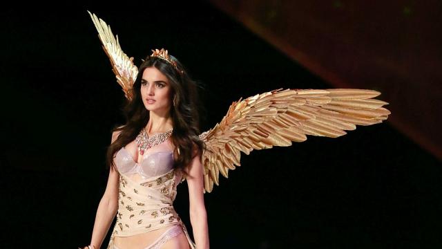 Бланка Падила – гореща, секси и зашеметяващо красива (СНИМКИ)