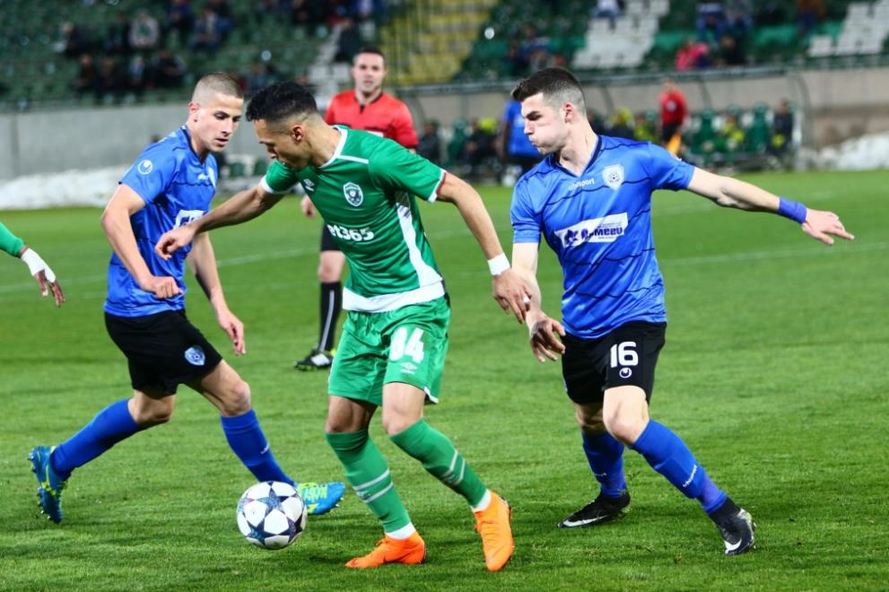 "Лудогорец" с пета поредна победа, отново дърпа на ЦСКА-София