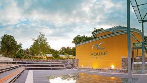 Акве Калиде сцена