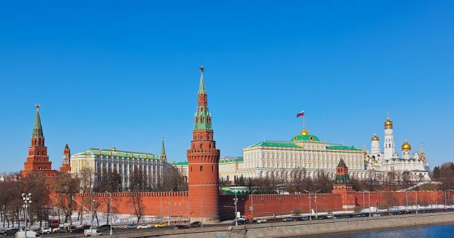 Руснаците за седми път ще избират президент на страната Основната