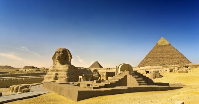 Голямата пирамида в Гиза е истински шедьовър Тя е построена