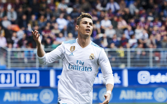 Звездата на Реал Мадрид Кристиано Роналдо се изправя в полуфиналите
