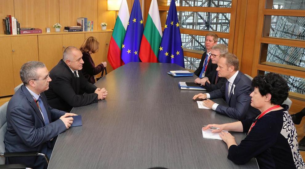  Българският министър председател Бойко Борисов беседва с ръководителя на Европейския съвет Доналд Туск 