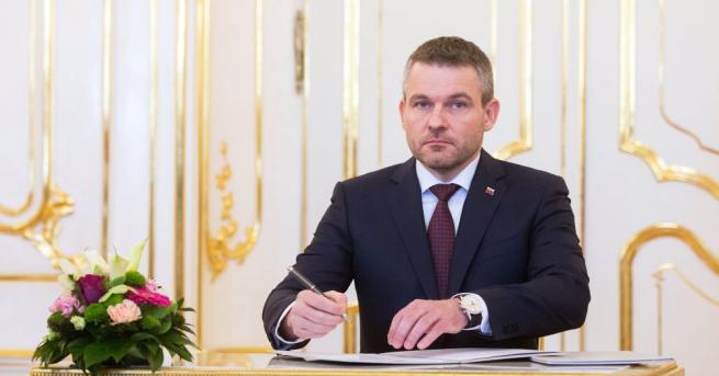 Президентът на Словакия Андрей Киска назначи днес за премиер Петер