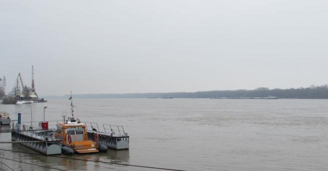 Дунав продължава да се покачваНивото на река Дунав в българския