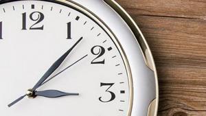 стенен часовник