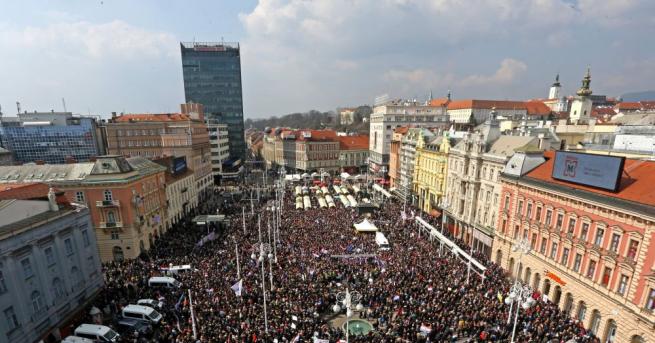 Хиляди хървати протестираха срещу Истанбулската конвенция Хиляди хървати протестираха срещу