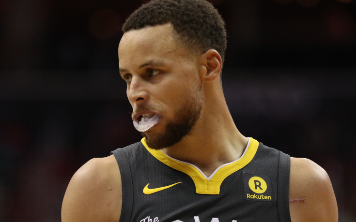 Стеф Къри пропуска старта на плейофите в НБА