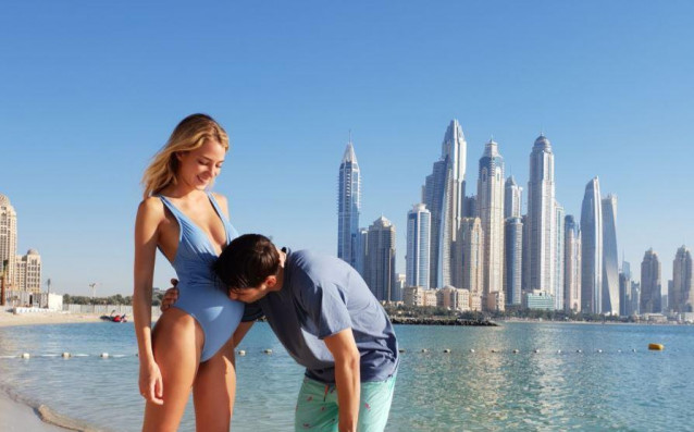 Нападателят на Челси Алваро Мората използва свободното си време за