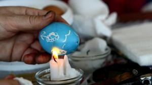 боядисани яйца