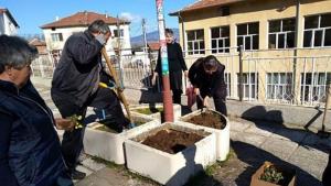 пенсионери Великден