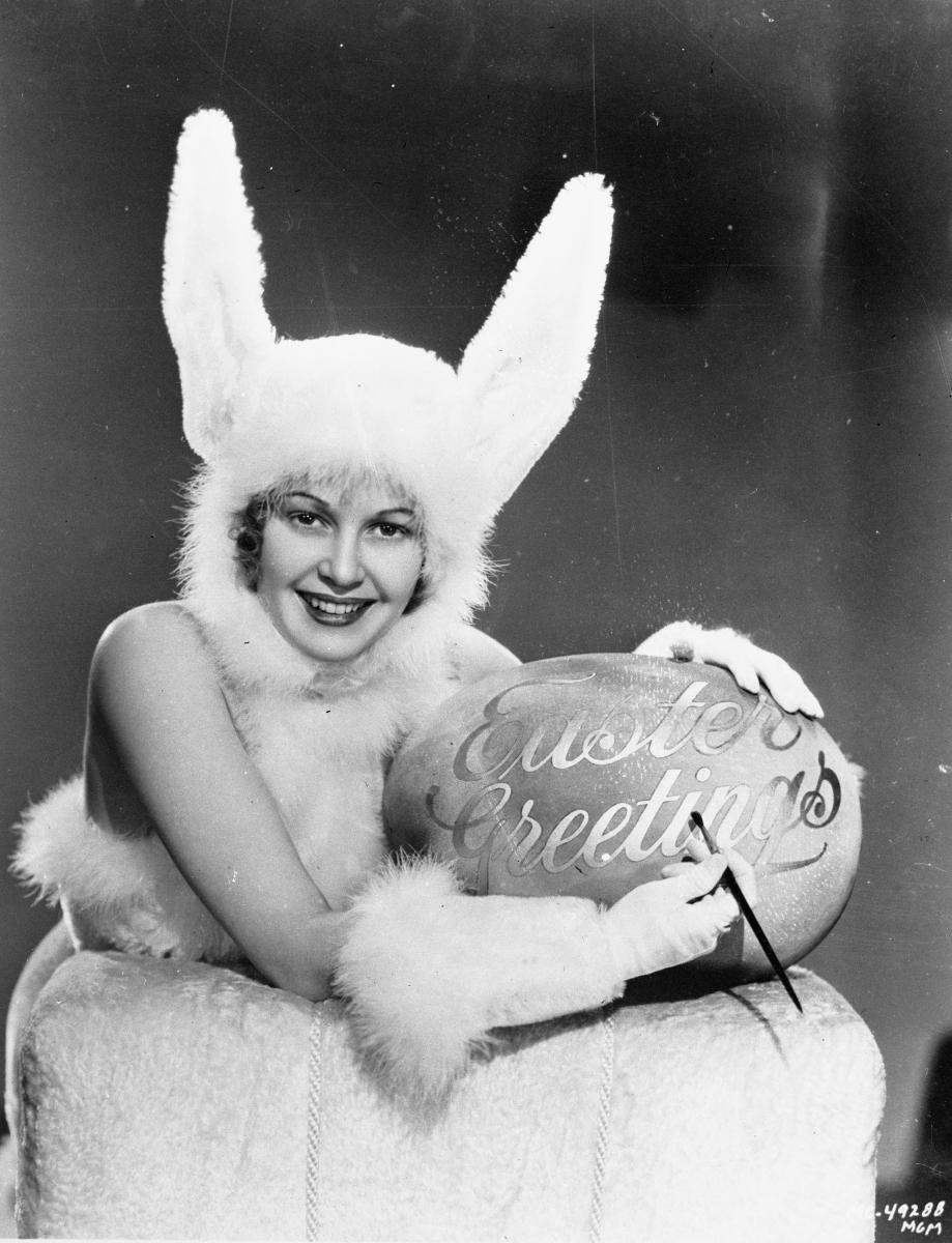 Великденско зайче от 1937 година.