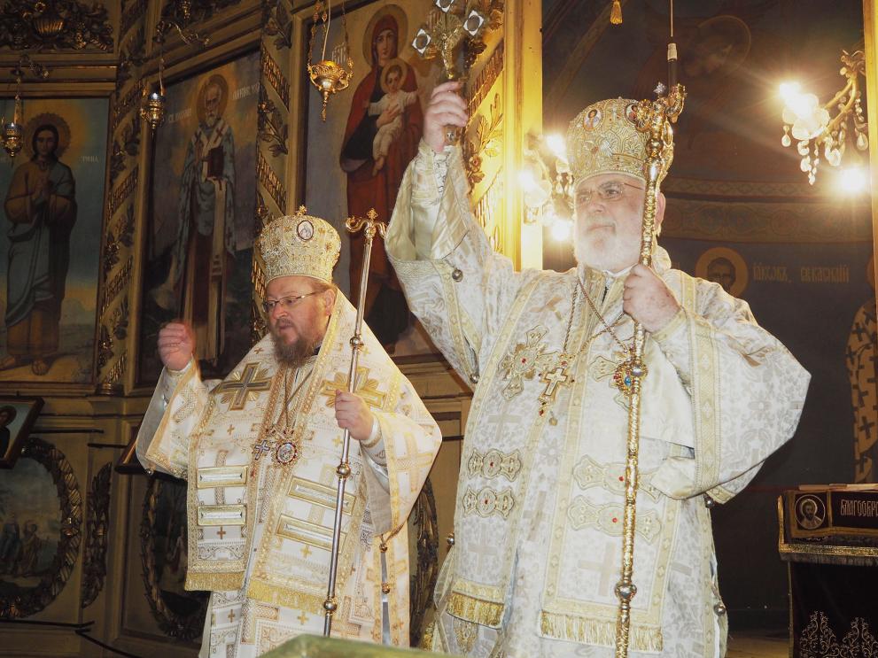 Двама епископи благословиха Разград на Светли понеделник