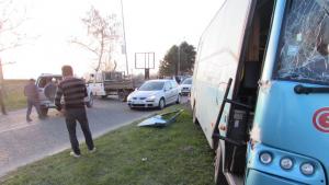 Междуградски автобус катастрофира на пътя Русе Разград