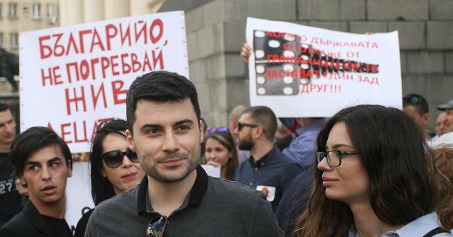 Желяз АндреевТримата собственици на фирмата в която е работил българинът