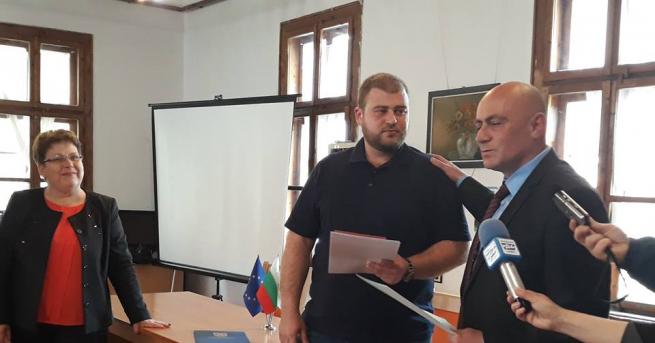 Наградиха младия шуменец Айхан Бедриев който се притекъл на помощ
