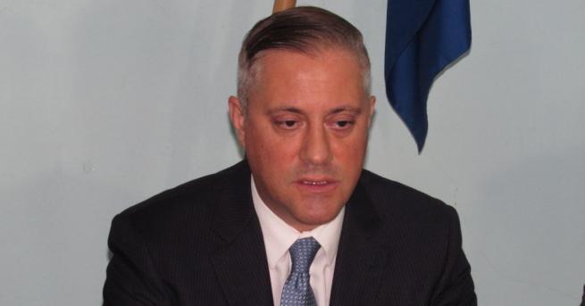 Седесари влязоха в ръкопашна схватка Заседанието на Националния съвет на