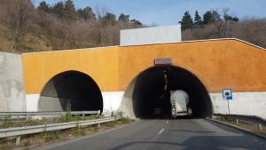 тунел Дупница