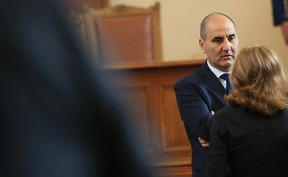  Председателят на Парламентарната група на ГЕРБ Цветан Цветанов 