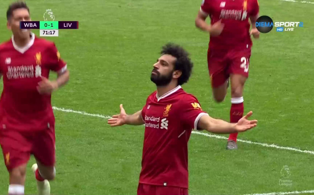 Алекс Окслейд Чембърлейн изведе Мохамед Салах в наказателното поле и последният