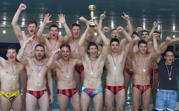 Локомотив Никола Нанов спечели титлата по водна топка за мъже
