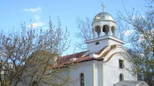 Добрич храм