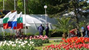 Флората отваряне