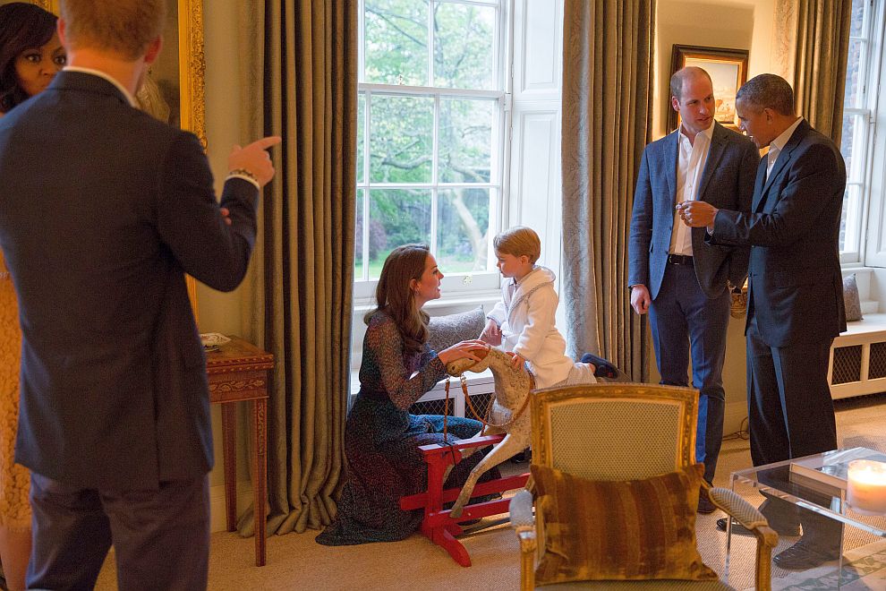  Семейство Обама посети кралската двойка през април 2016 година 