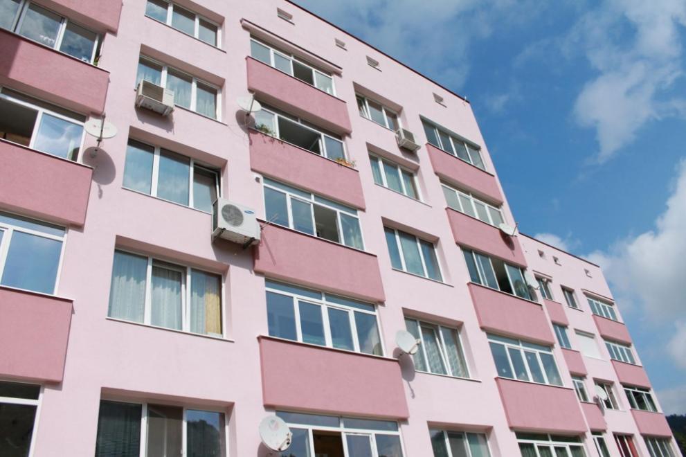 Първият саниран блок в Габрово участва конкурса „Фасада на годината“ на „Баумит България”