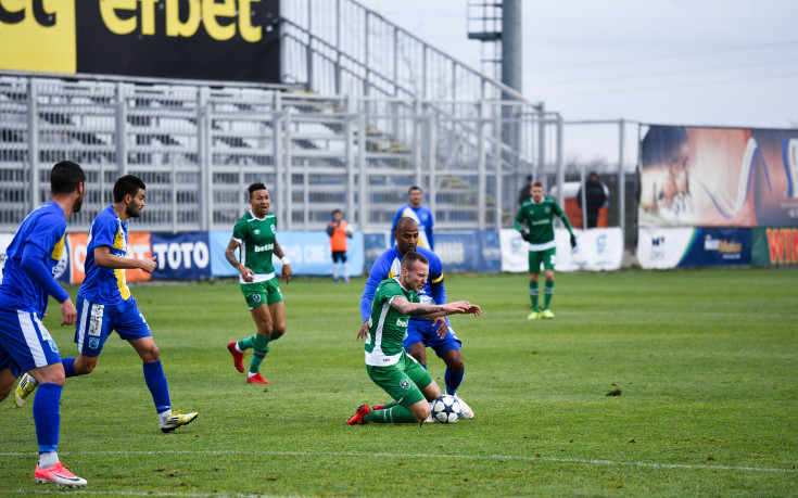 Верея на хоризонта при финалната права към титлата