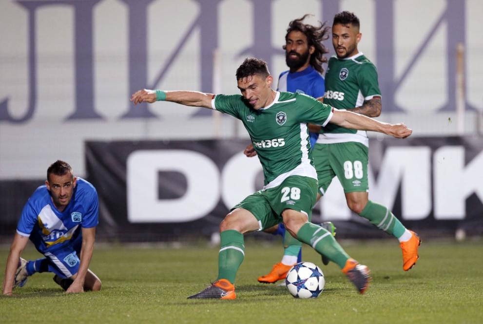 "Лудогорец" отнесе и "Верея" за 14-ата поредна победа