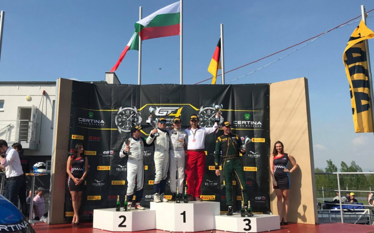 Иван Влъчков спечели и второто състезание в своя клас в GT4