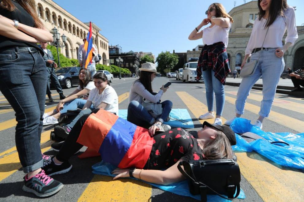  Протести сковават арменската столица 
