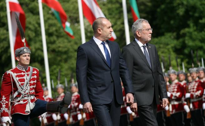  Румен Радев и Александър Ван дер Белен 