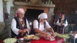 фолклор в Белица