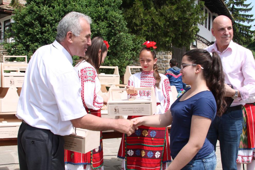 Кметът Мирослав Семов