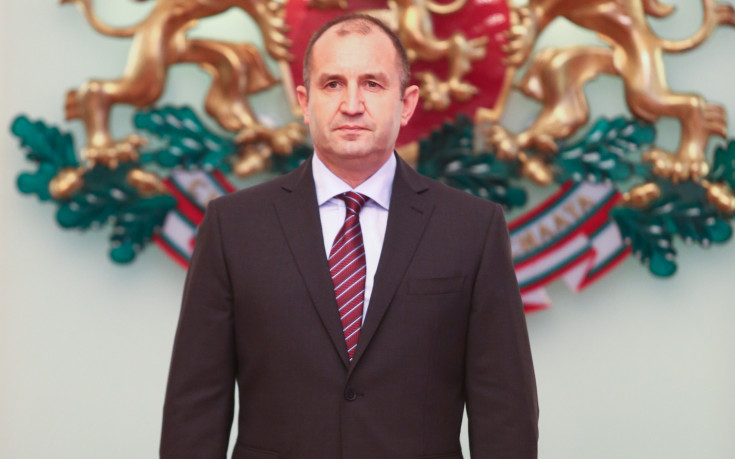 Президентът Радев връчи Почетен знак по случай юбилея на ЦСКА
