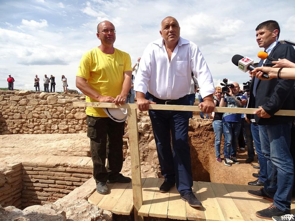  Борисов и Скаптопара 