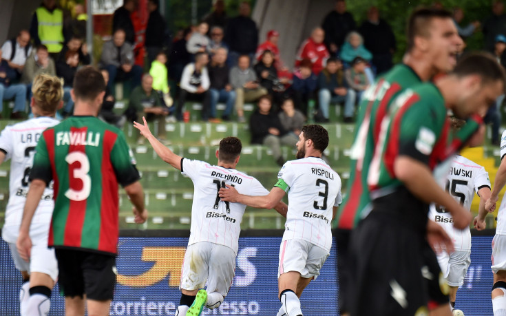 Чочев и Палермо продължават битката за директна промоция