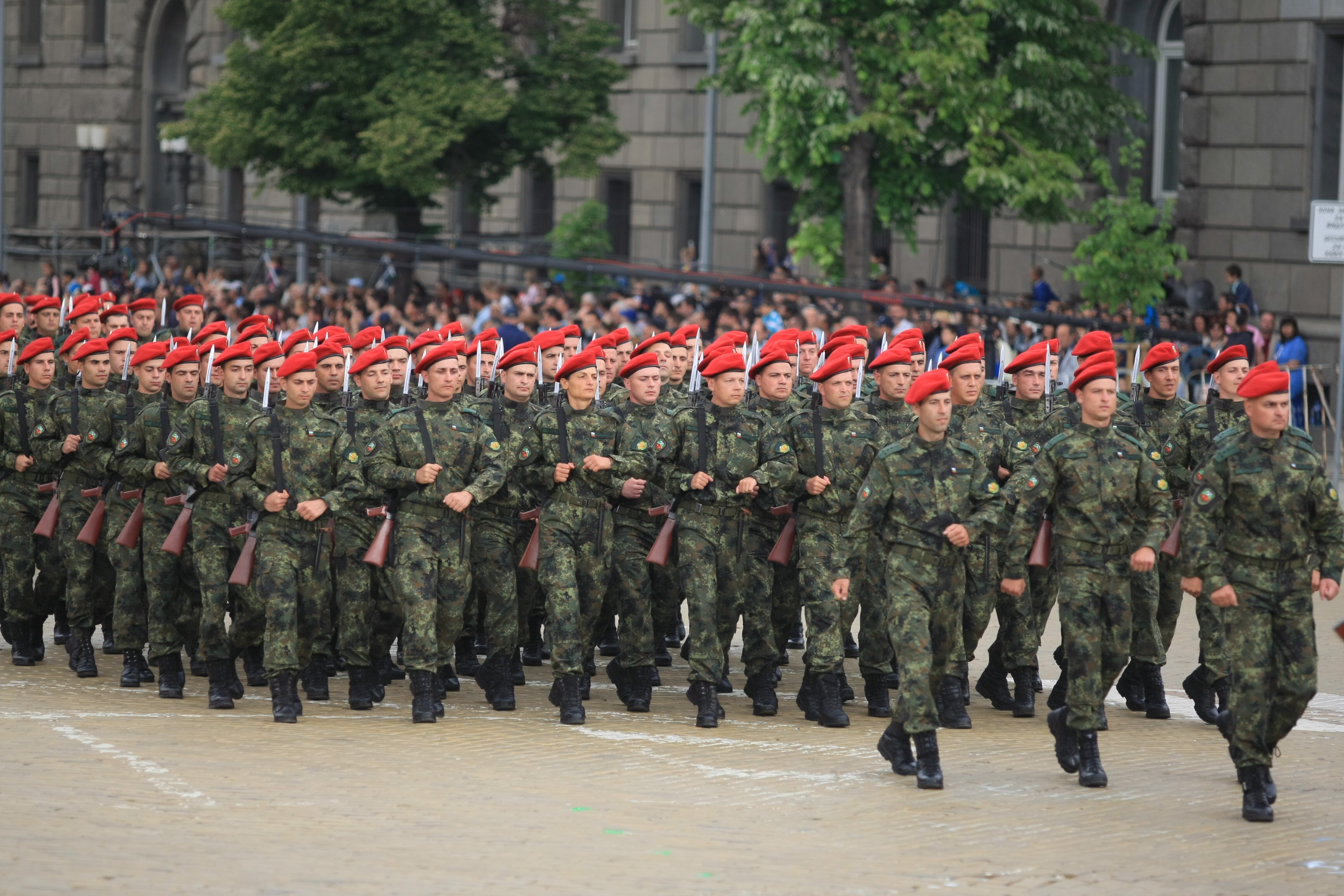 Военен парад в София за Деня на храбростта и празника на Българската армия