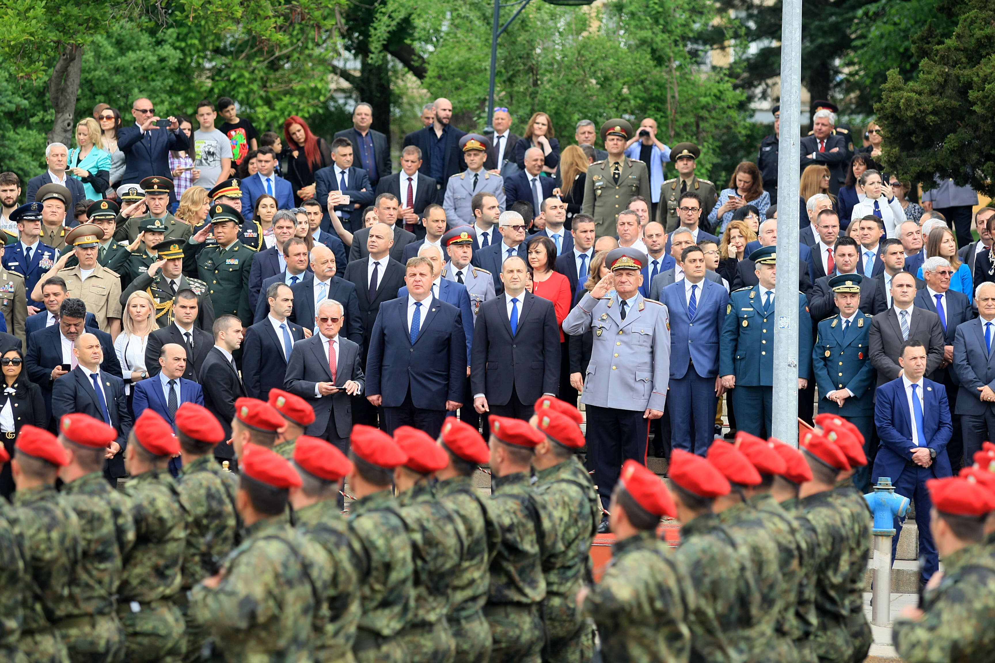 Военен парад в София за Деня на храбростта и празника на Българската армия