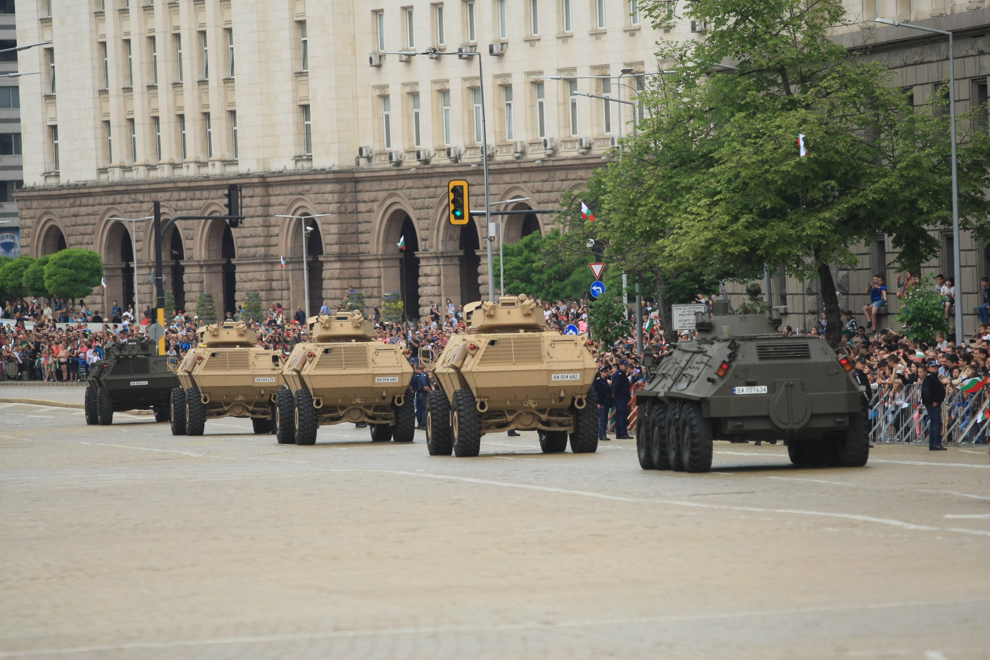 Военен парад в София за Деня на храбростта и празника на Българската армия