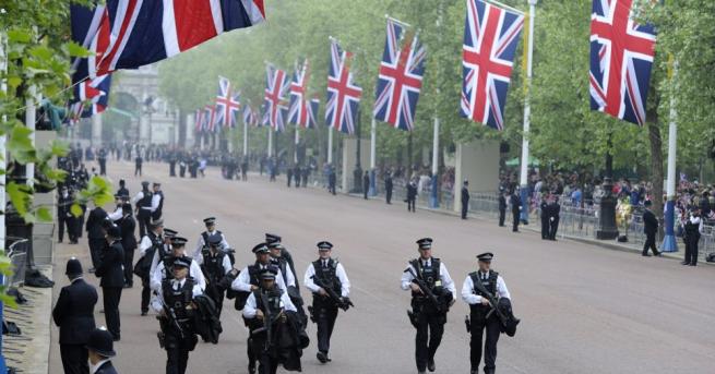 Полицията и специалните служби във Великобритания се опасяват от терористичен
