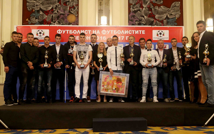 Кои са номинираните за „Футболист на футболистите“