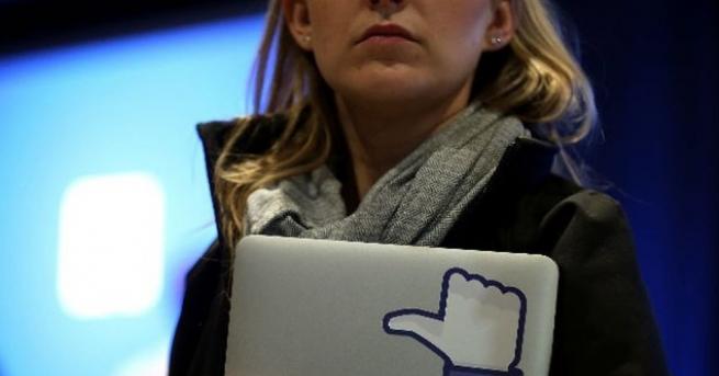 Facebook спря около 200 приложения след обвиненията за злоупотреби с