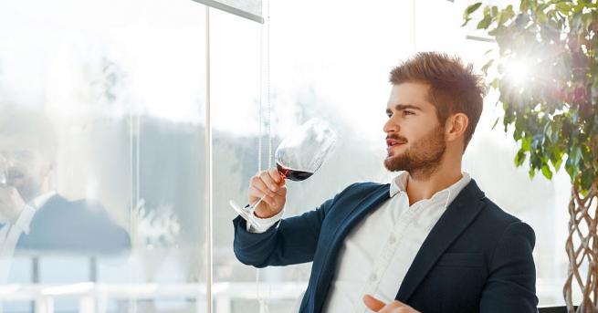 Една чаша червено вино дневно намалява риска от рак на