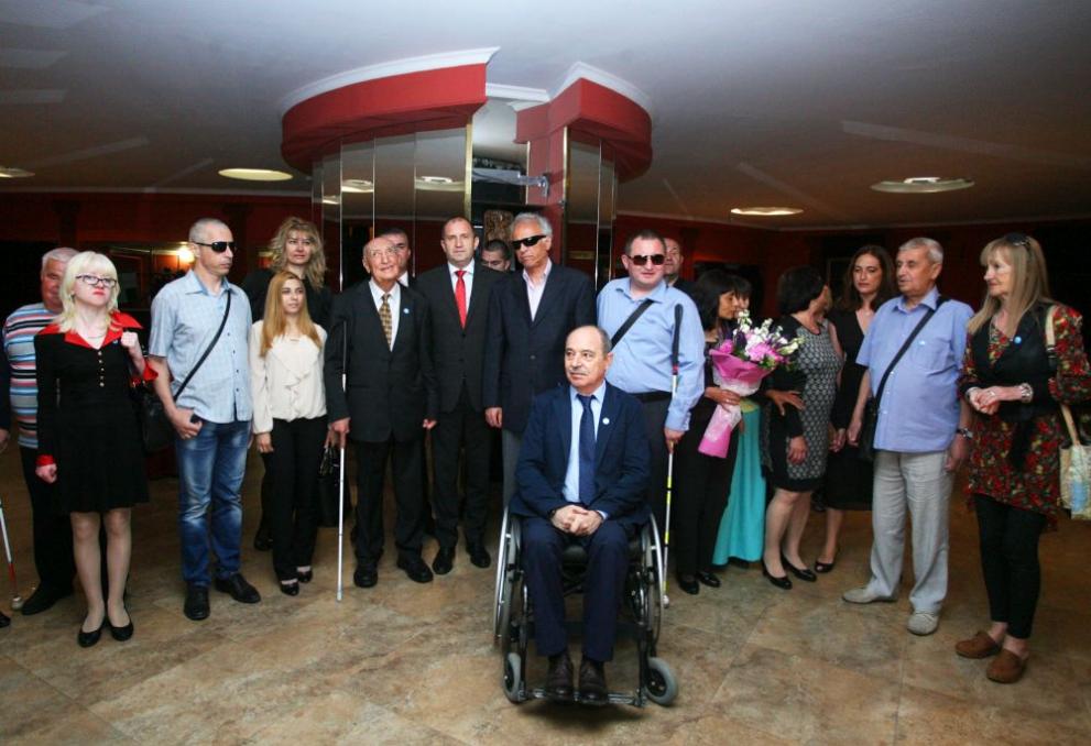 Президентът Румен Радев посети Националното читалище за слепи хора "Луи Брайл”
