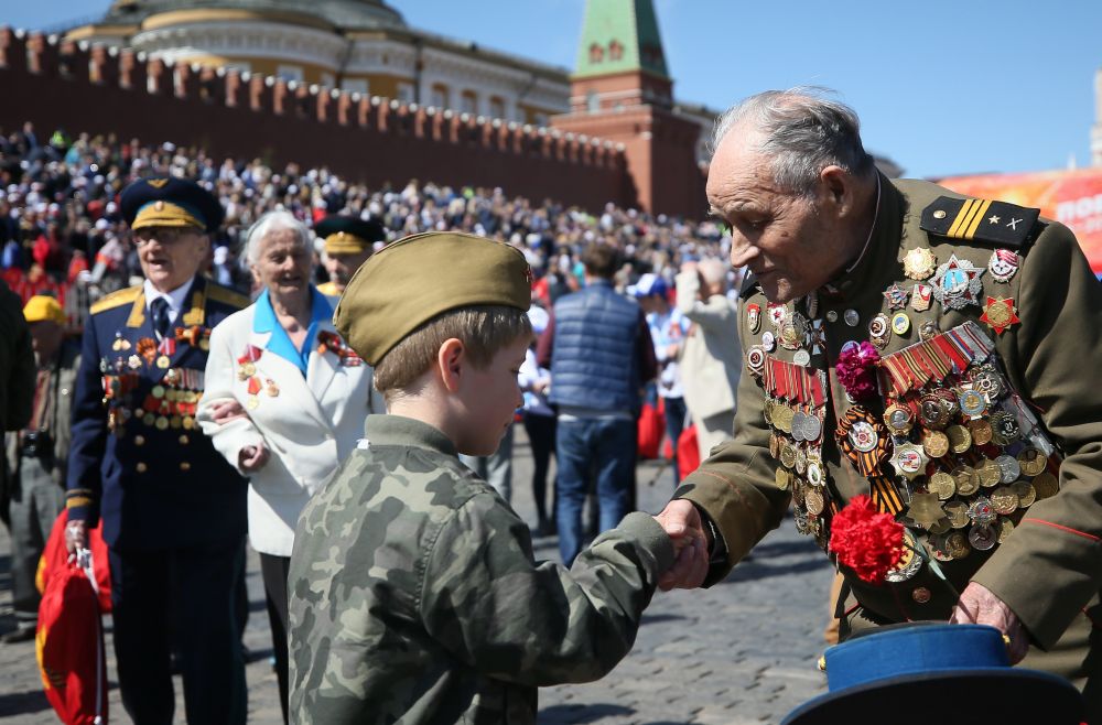 На Червения площад в Москва се проведе ежегодният парад, отбелязващ съветската победа над нацистите