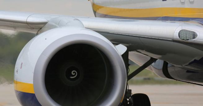 Стачка отменя самолетни полети в Италия Много самолетни полети в